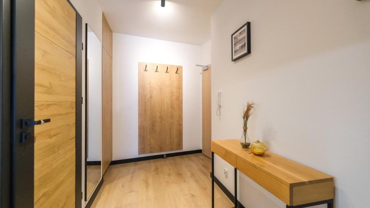 Mogilska Modern - Free Parking - By Hosty Apartmán Krakov